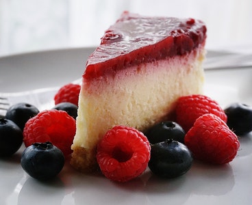 Qarağatlı piroq resepti