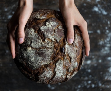 Quru pomidorlu çörək